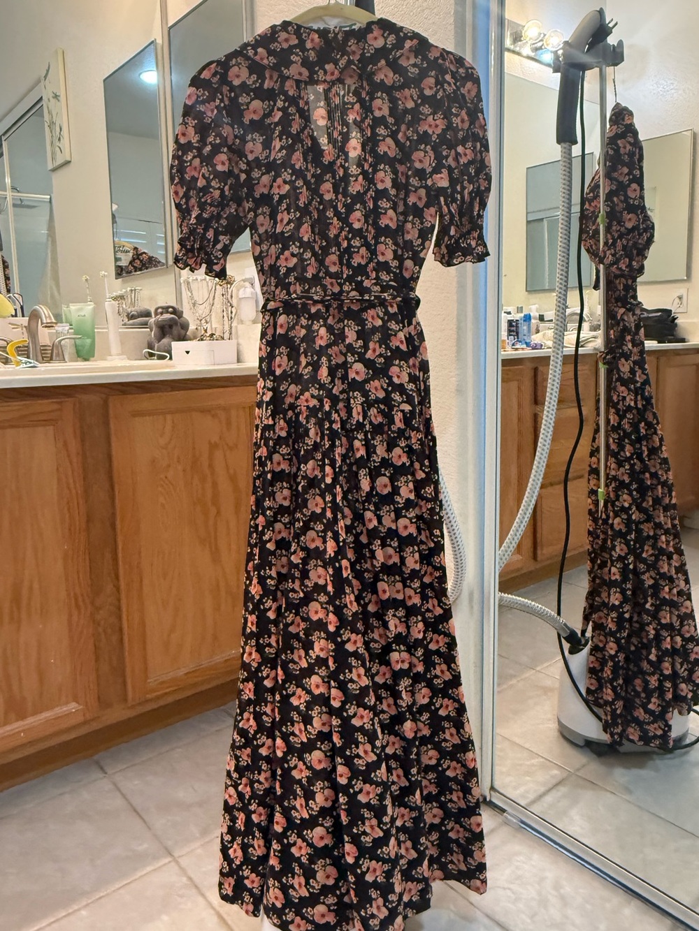 Doen Black Maxi Dress with Pink Floral Print - Picture 5 of 7